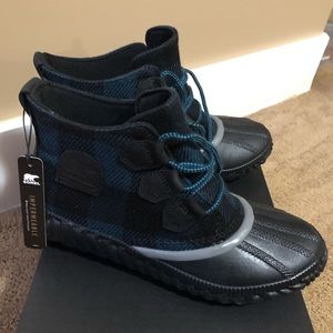 Sorel sz 8 new in box